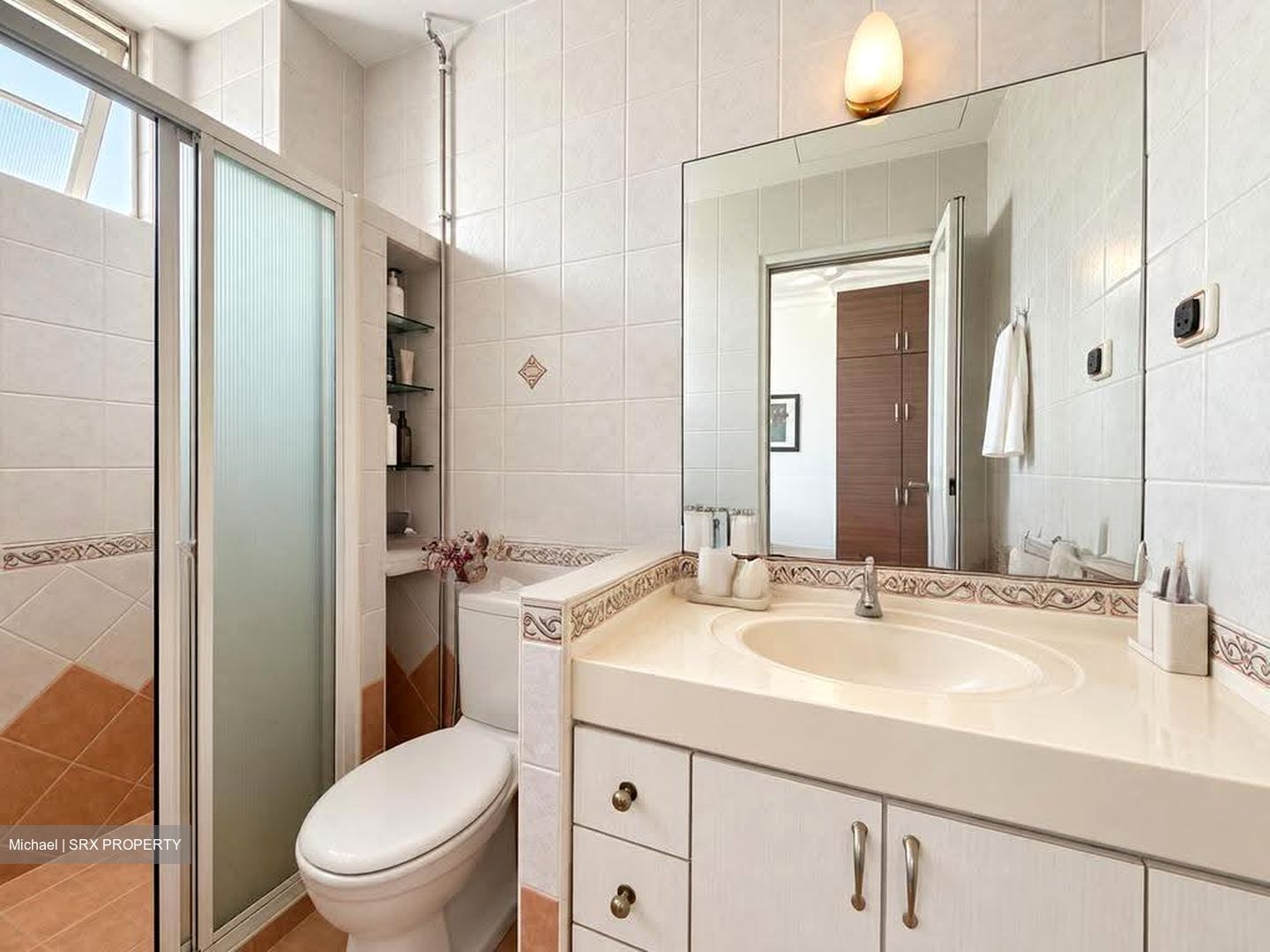 Pasir Panjang Lodge (D5), Apartment #615649091